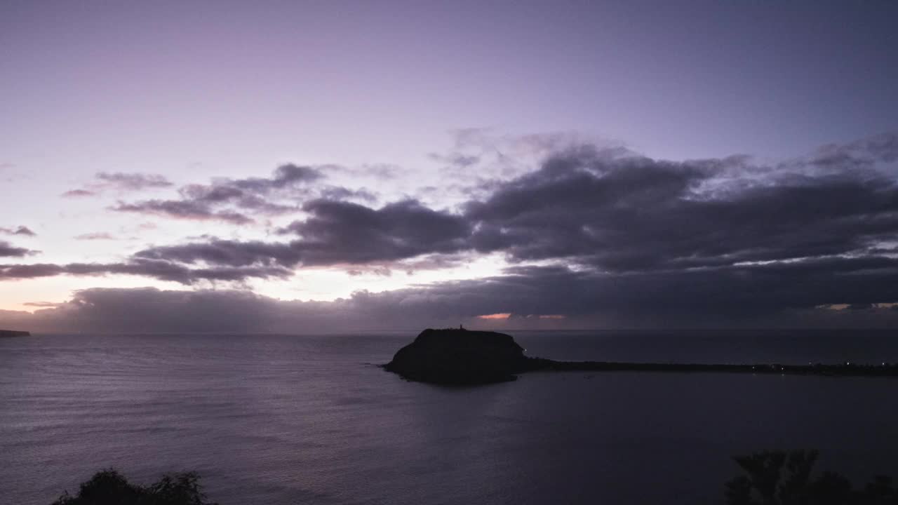 海上日落时的延时视频素材