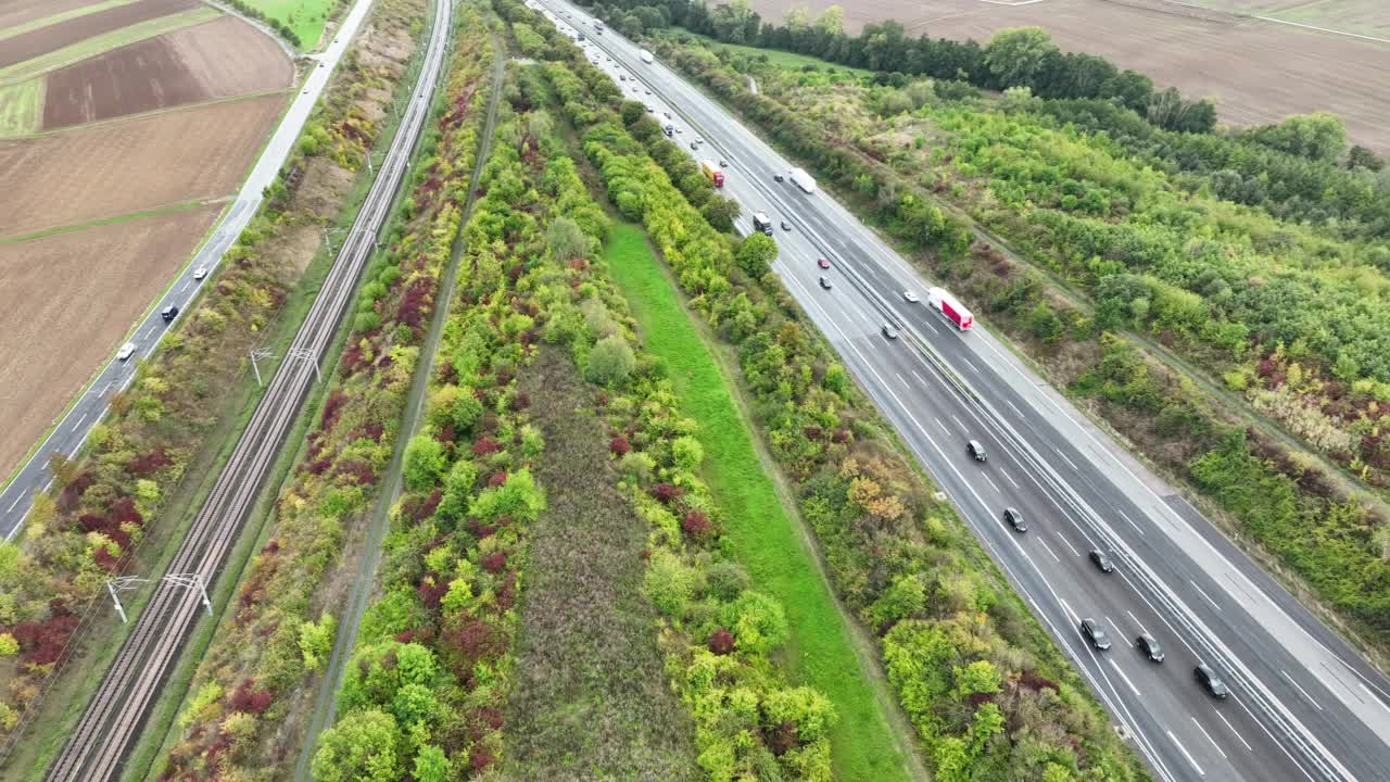 高速公路交通拥挤视频素材