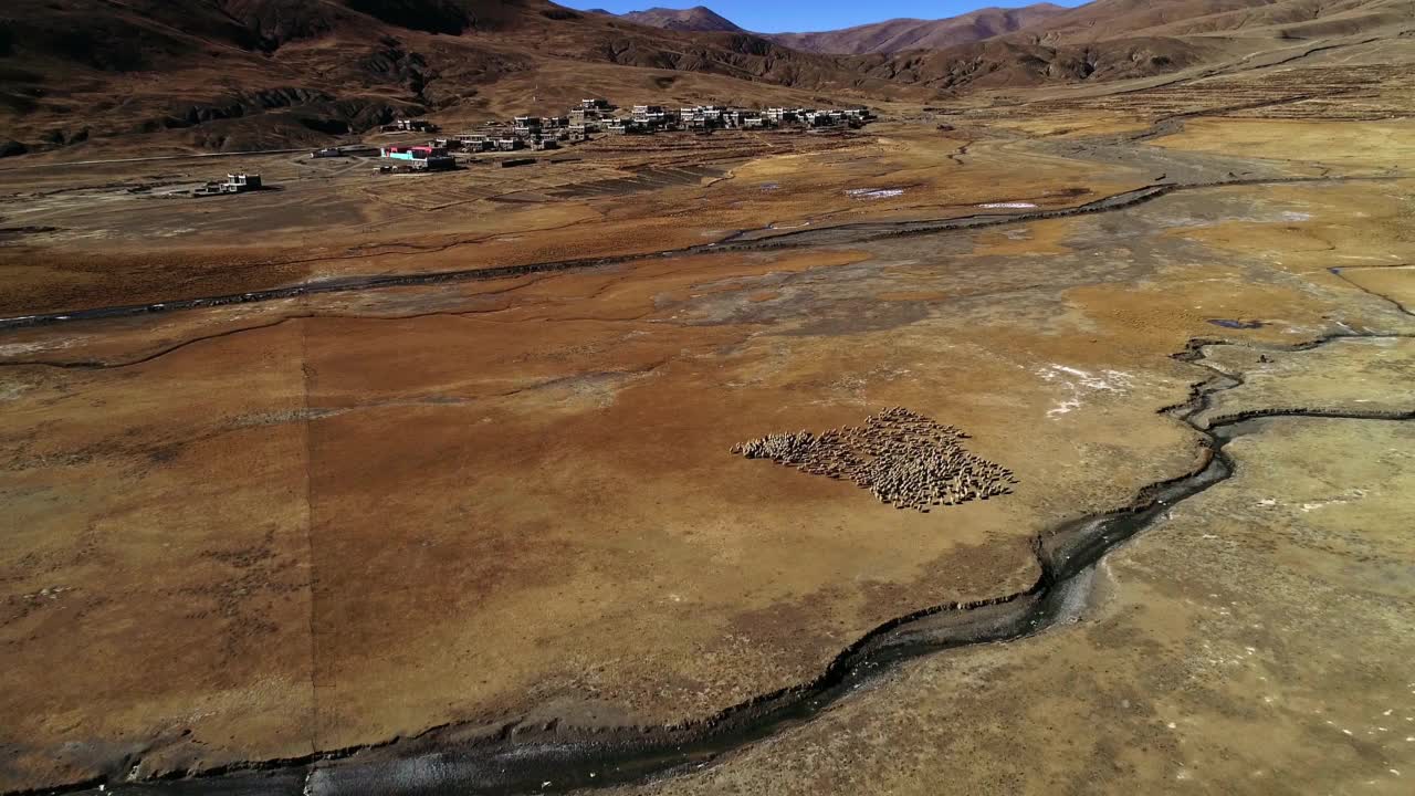 中国青海省无人区沙漠地貌。视频素材