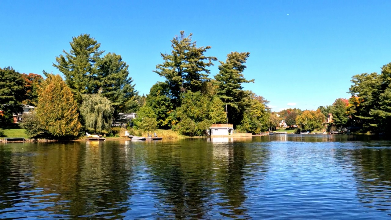 位于Bracebridge的Muskoka河视频素材