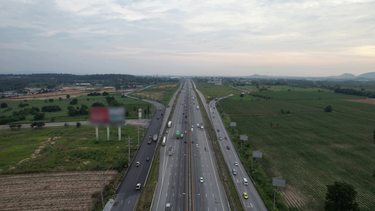 交通道路城际运输公路。视频素材