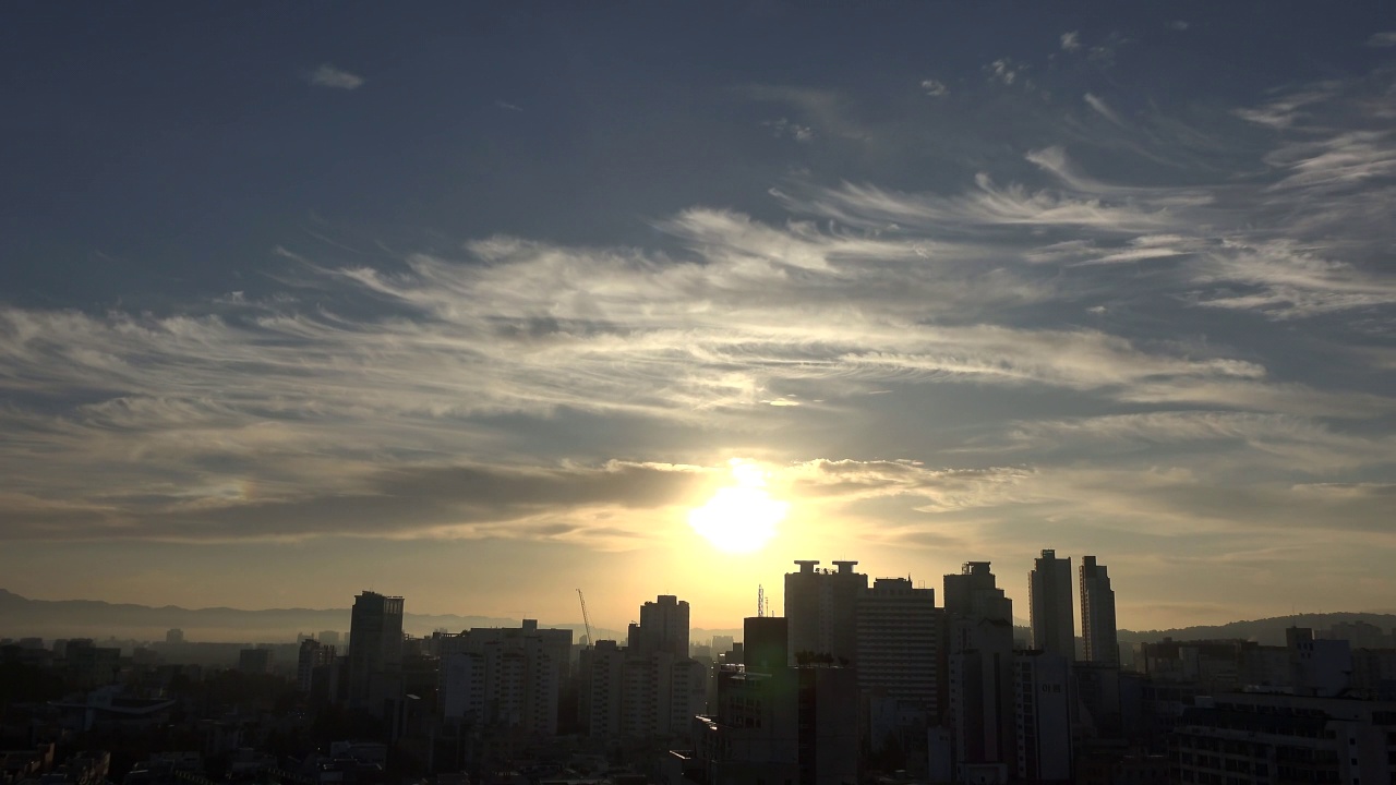 韩国大田溪山附近市区的日出风景视频素材