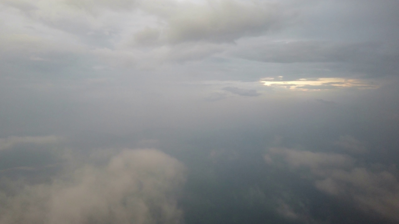 Cloud-Sky从空中视频素材