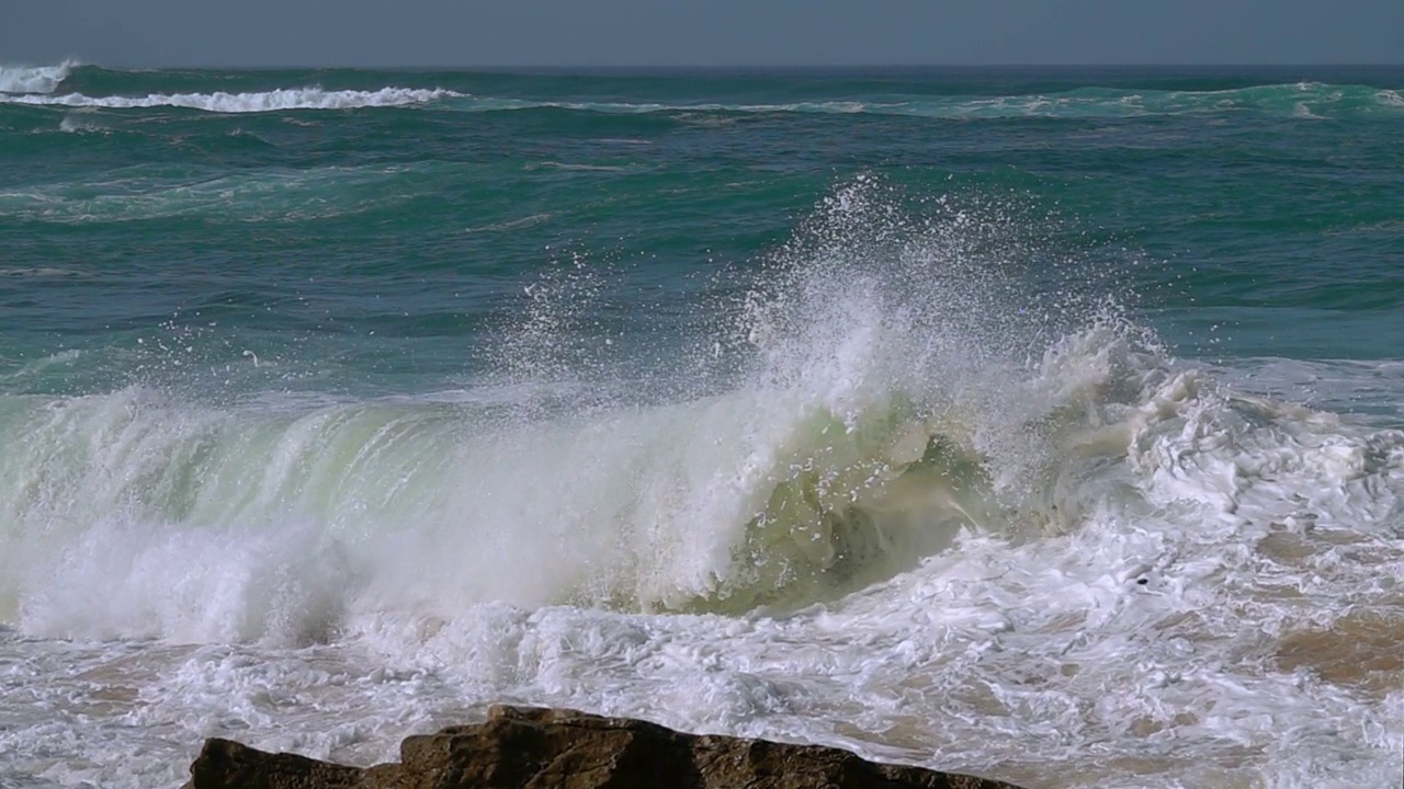 海洋,海浪溅视频素材