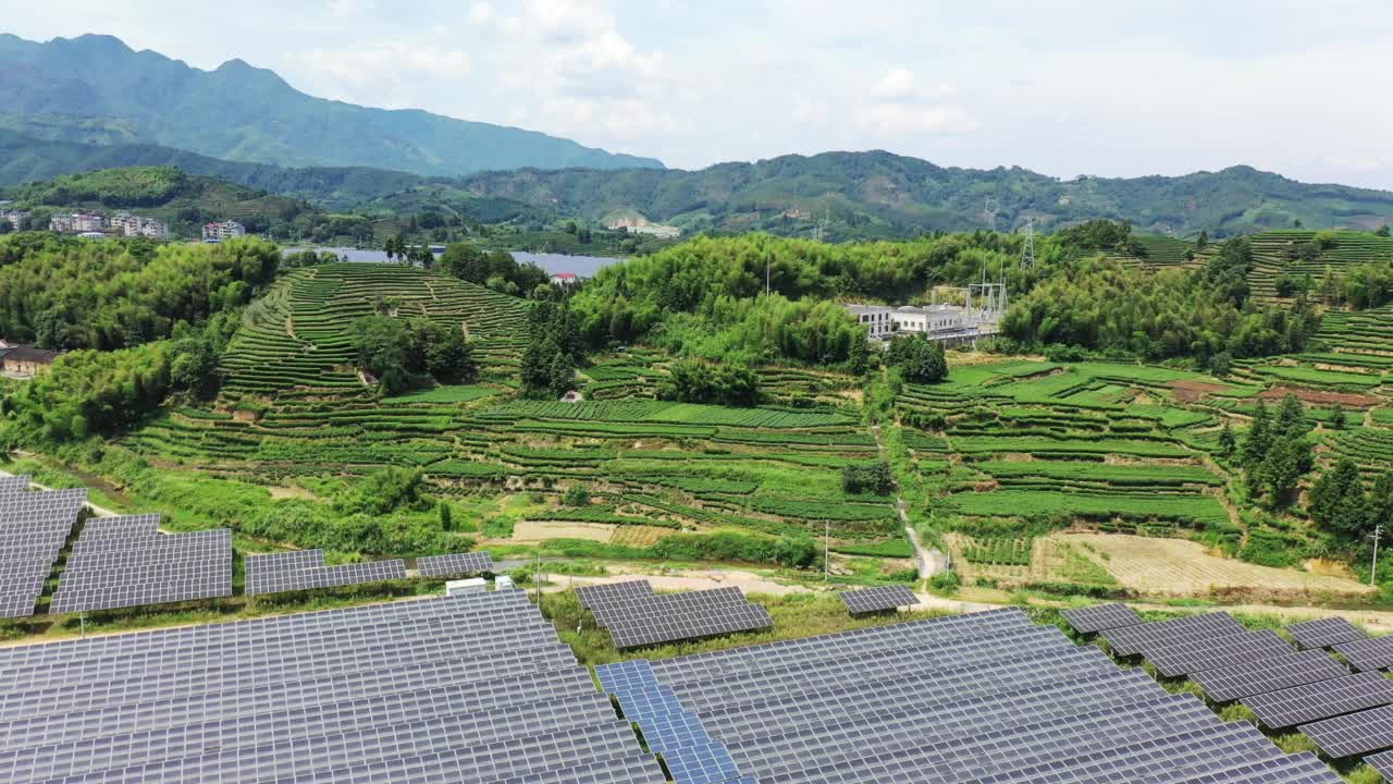 农场太阳能发电厂视频素材