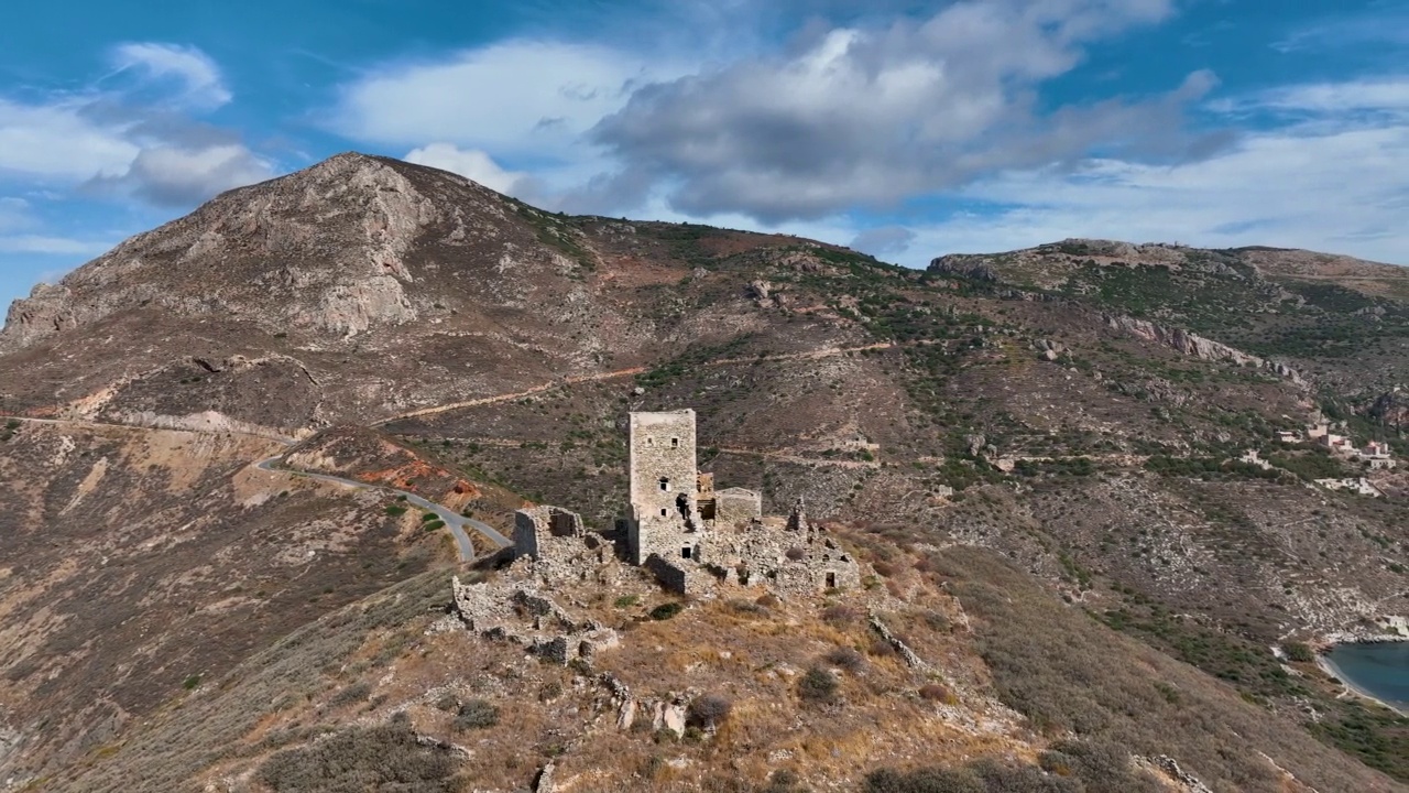 Grigorakaki Pyrgos废墟城堡，马尼半岛，伯罗奔尼撒半岛，希腊视频素材