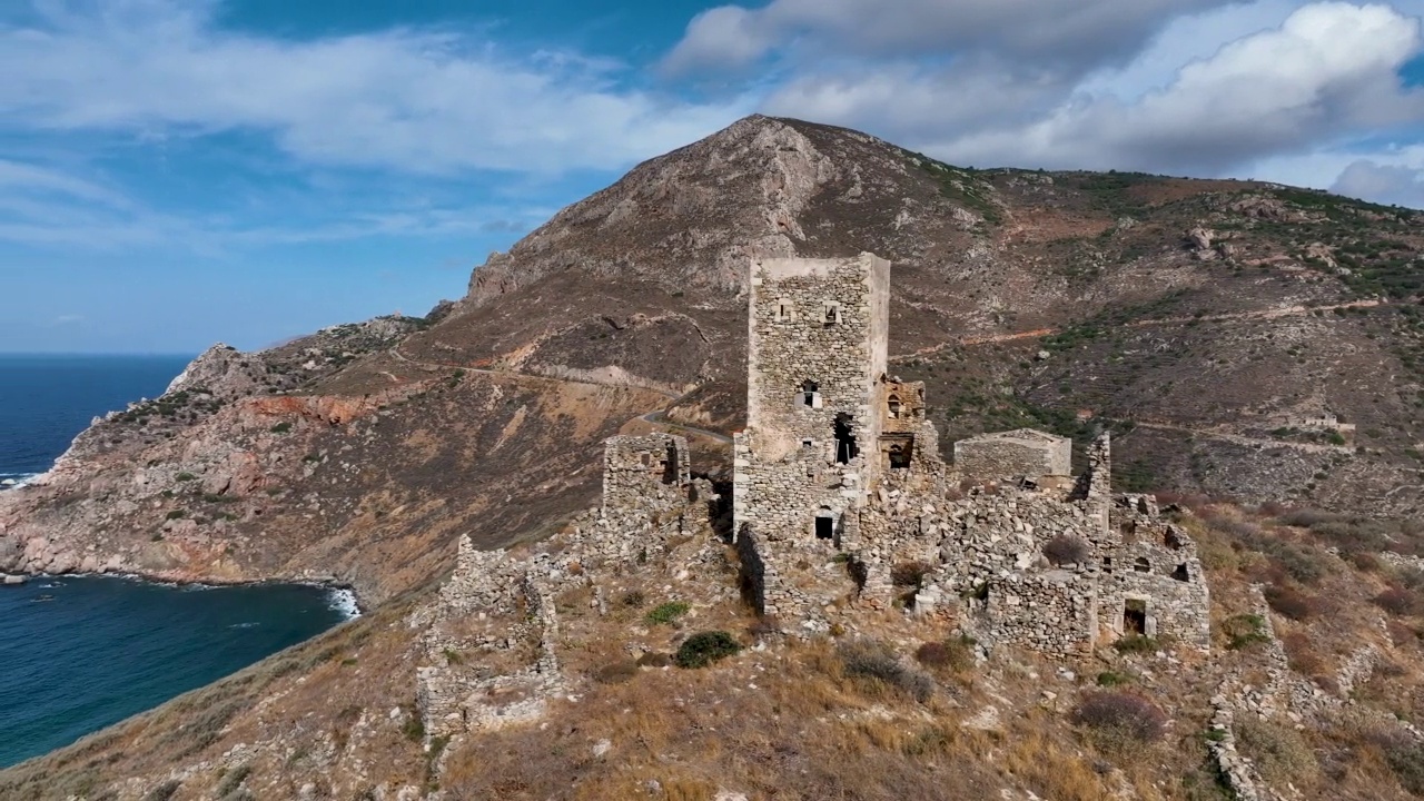 Grigorakaki Pyrgos废墟城堡，马尼半岛，伯罗奔尼撒半岛，希腊视频素材