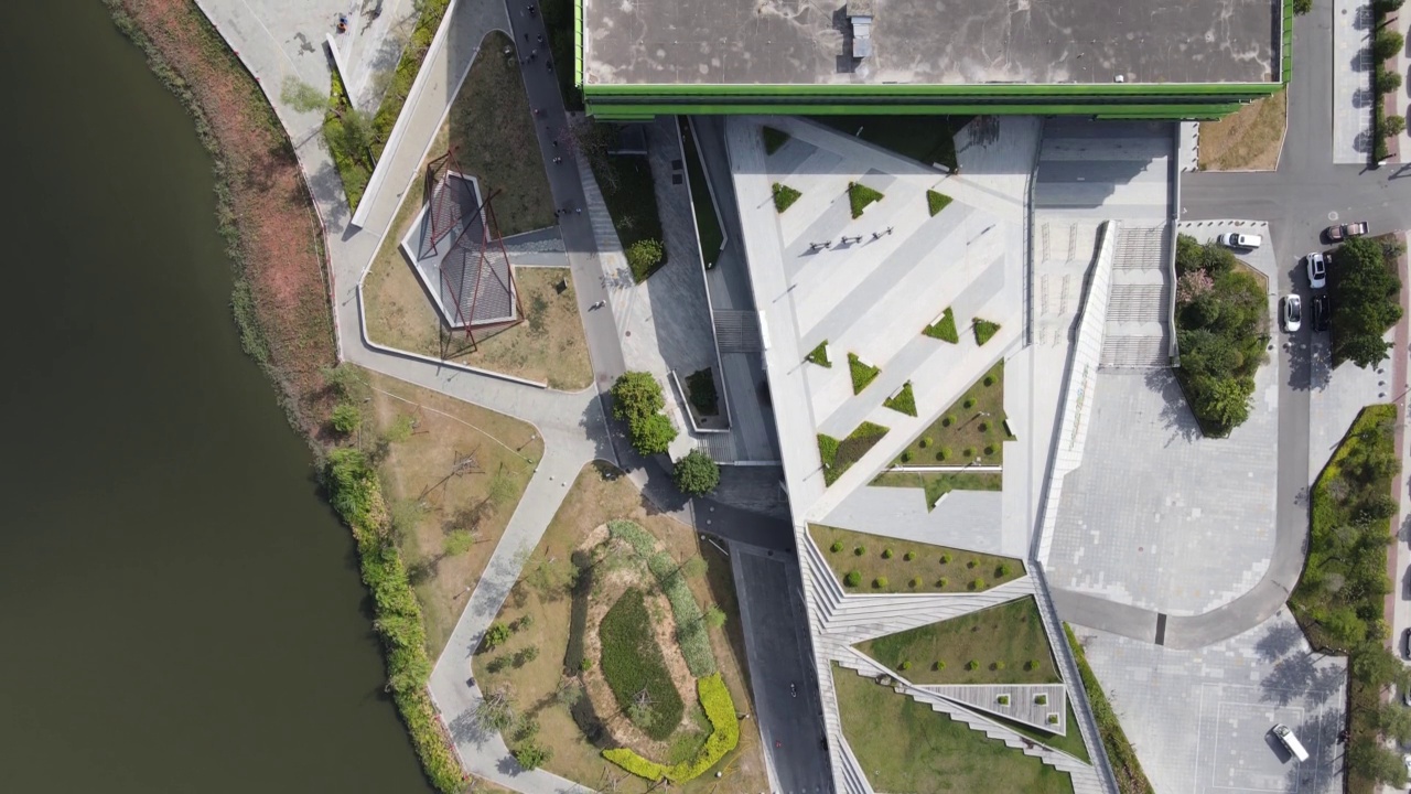 城市公园建筑屋顶鸟瞰图视频素材