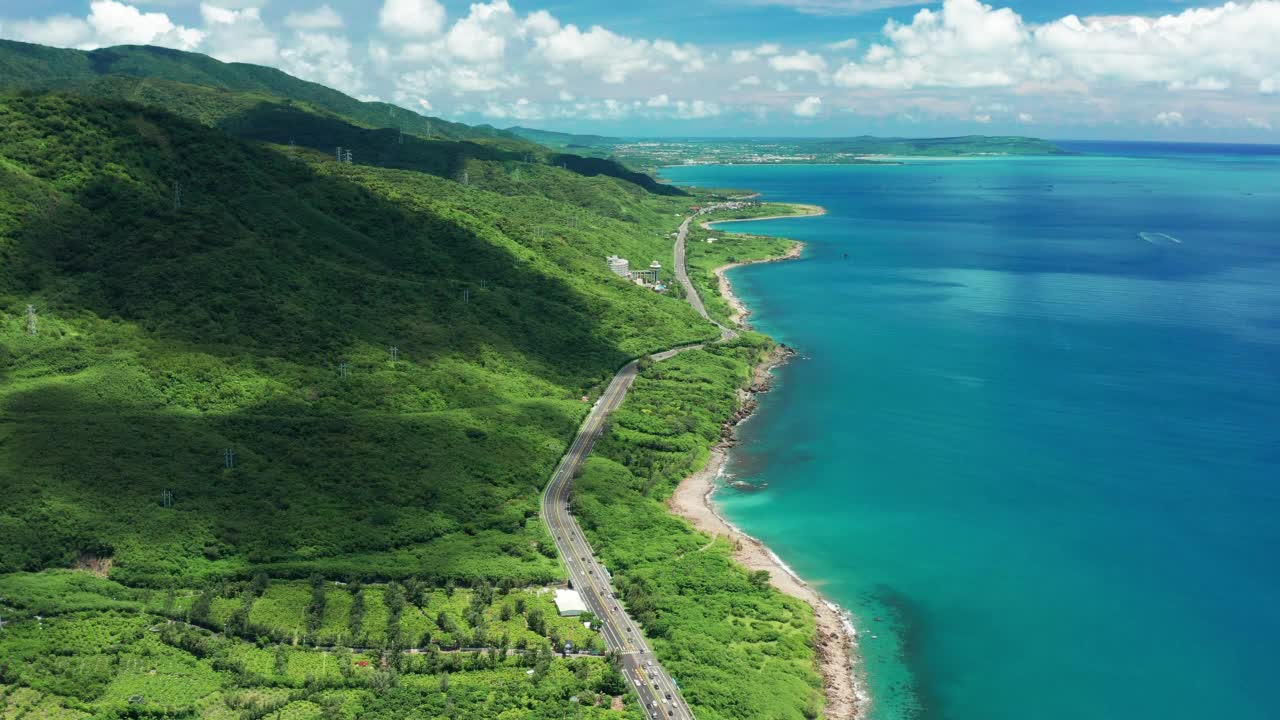 台湾屏东海岸的鸟瞰图。视频素材