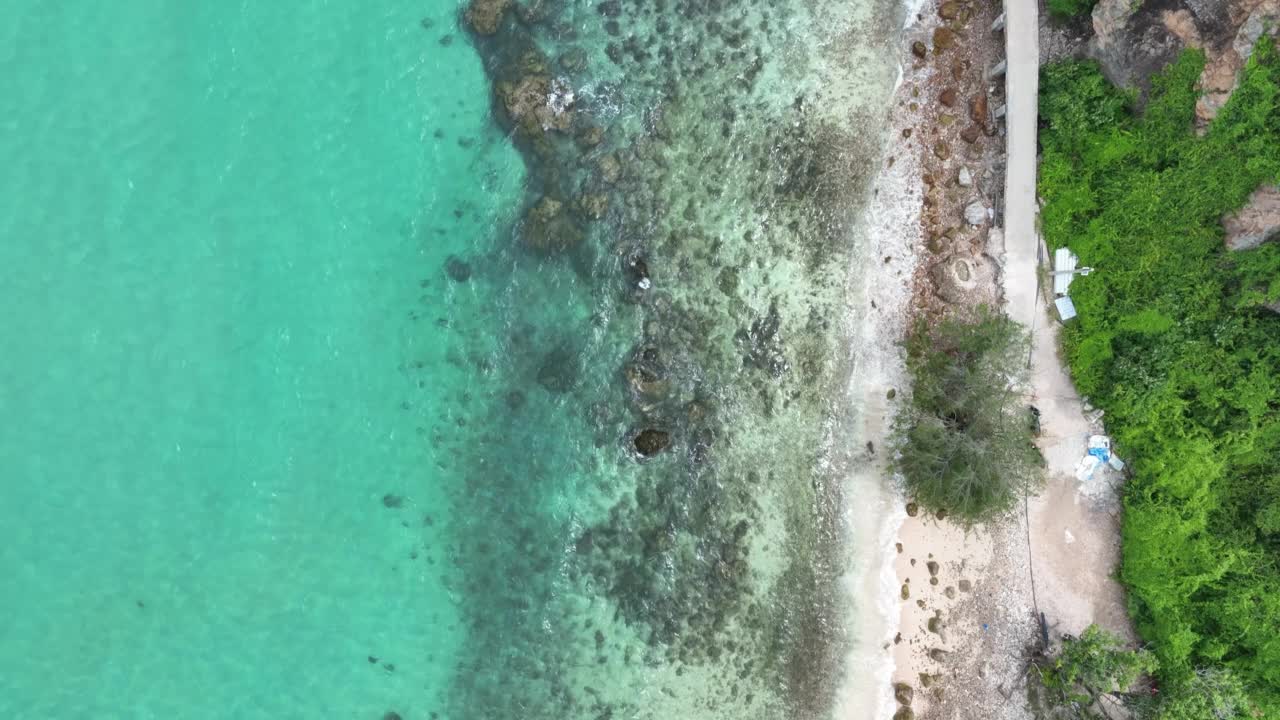 自然海滩概念暑假。热带夏季海滩的自然视频素材