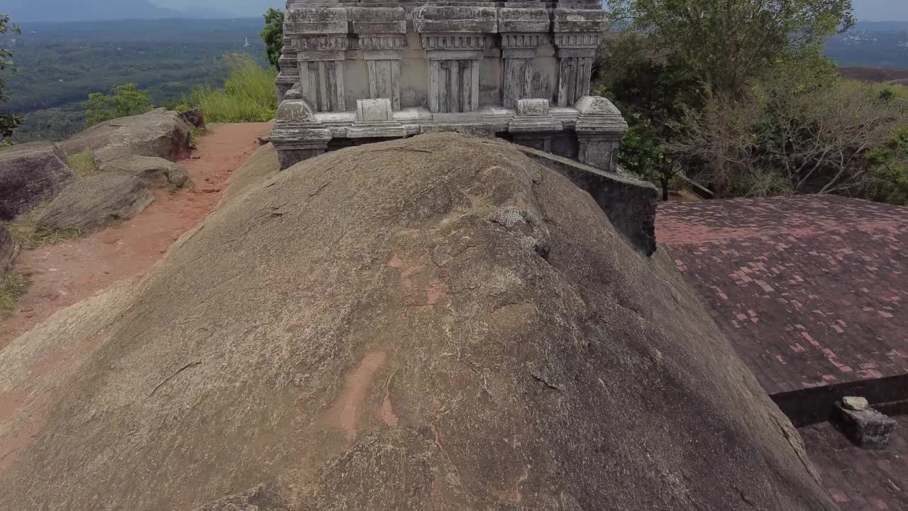 塔米尔纳德邦Kanyakumari地区的Chitharal Jain纪念碑和Bhagavati寺庙视频素材