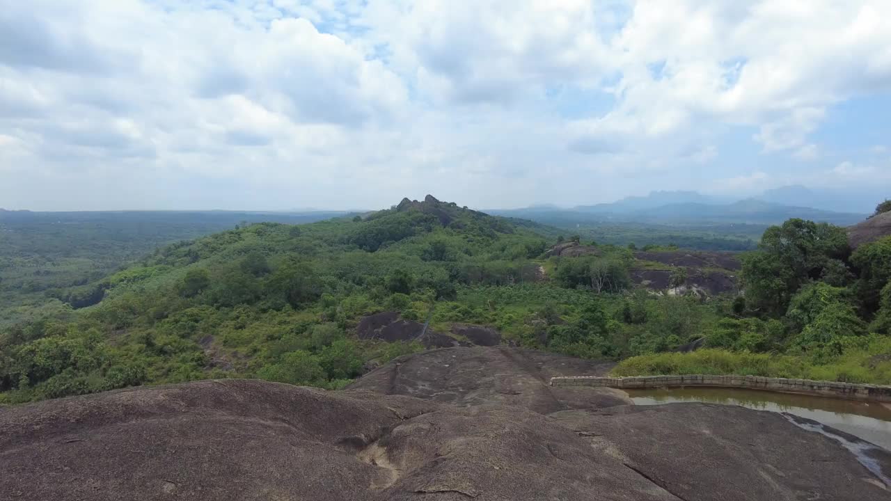 塔米尔纳德邦Kanyakumari地区的Chitharal Jain纪念碑和Bhagavati寺庙视频素材