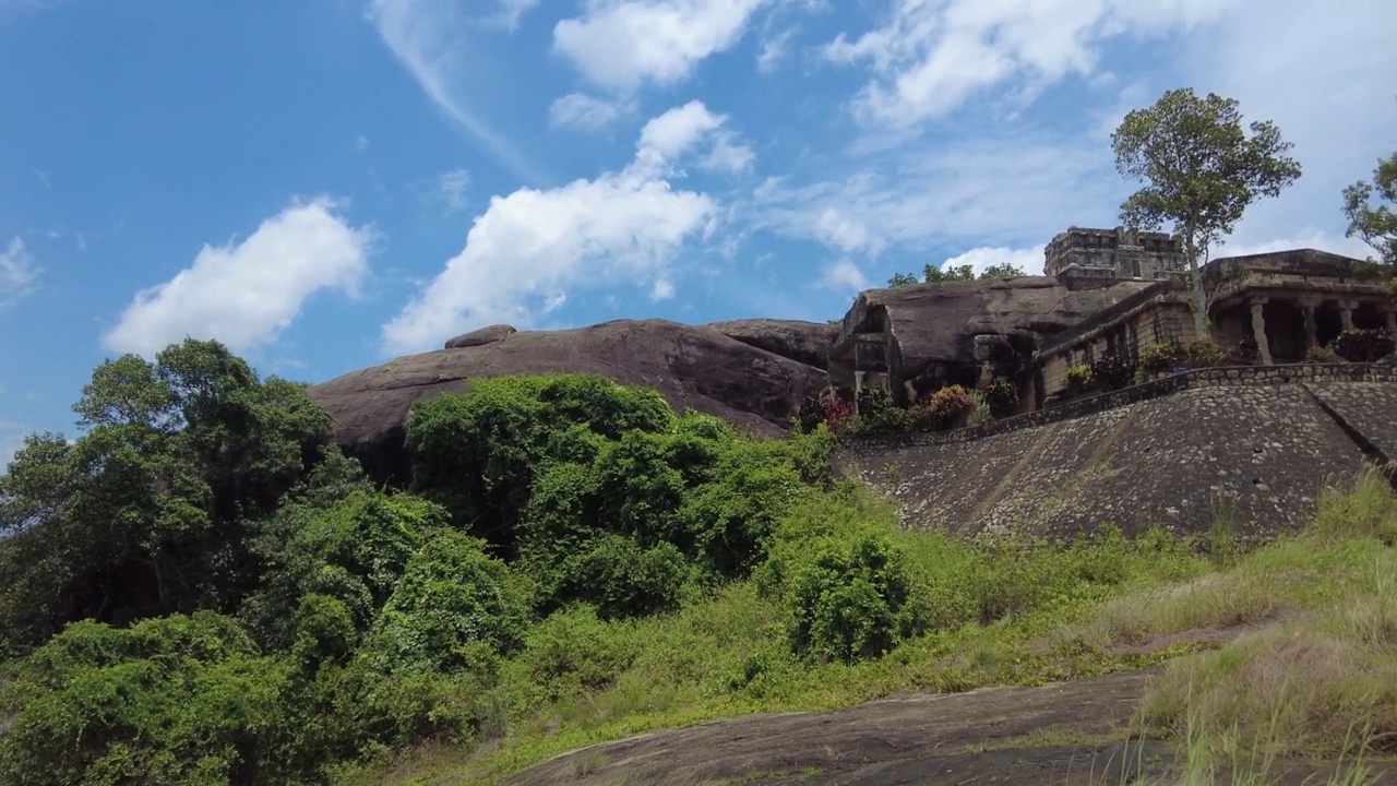 塔米尔纳德邦Kanyakumari地区的Chitharal Jain纪念碑和Bhagavati寺庙视频素材