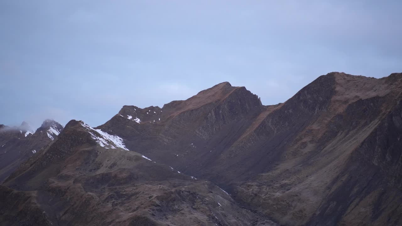 日出时高山的细节视频素材