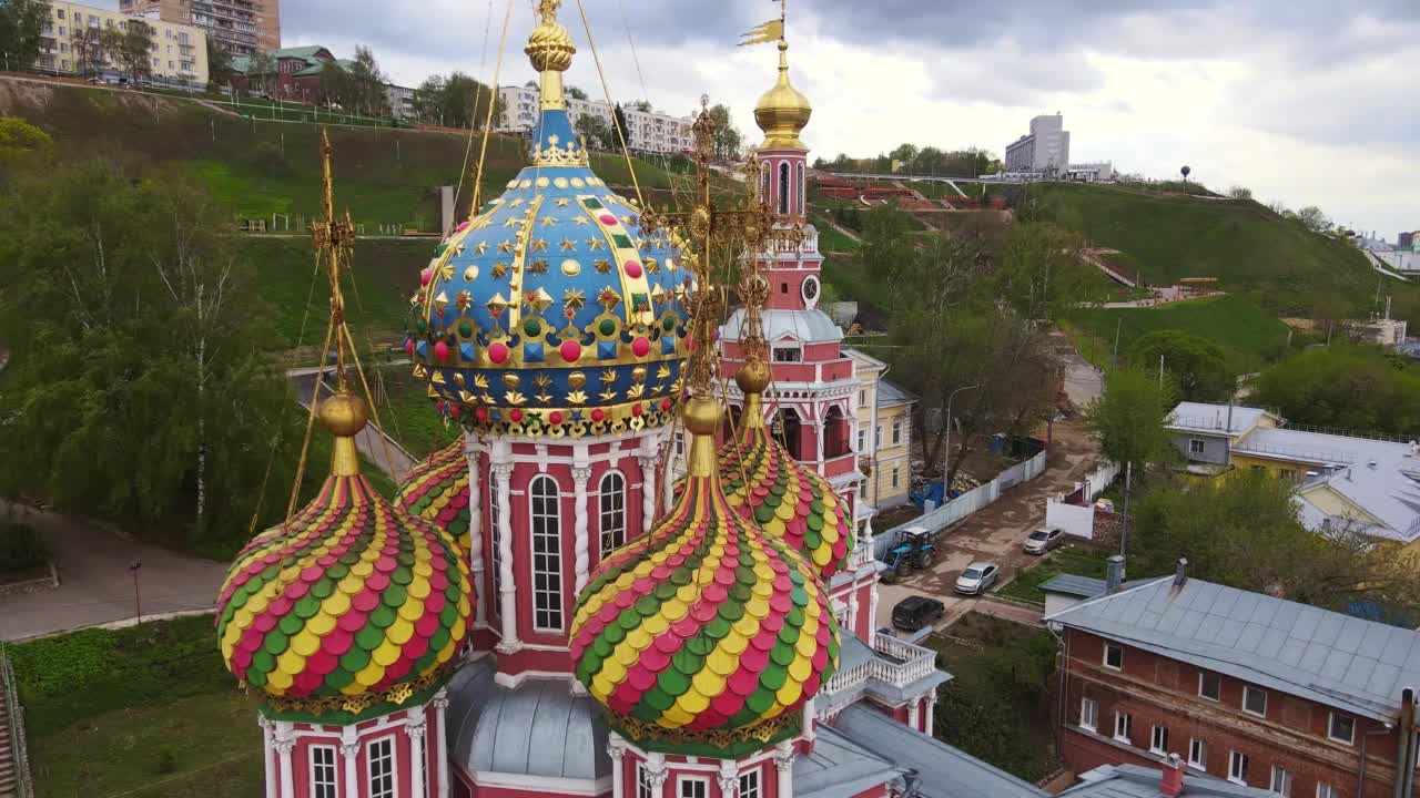 空中:圣母玛利亚的诞生教堂或Stroganovskaya视频素材