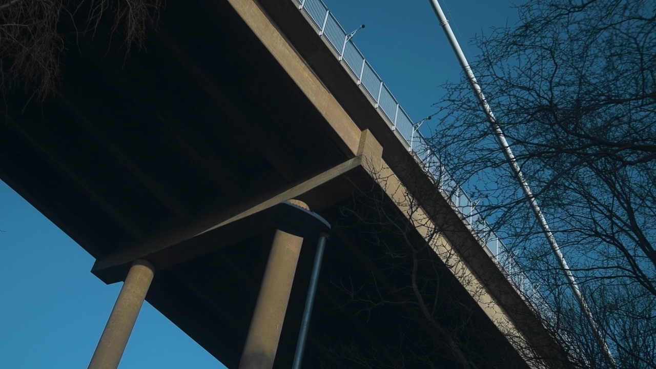 4k Shot of the famous Älvsborgsbron bridge in Gothenburg, Sweden.视频素材