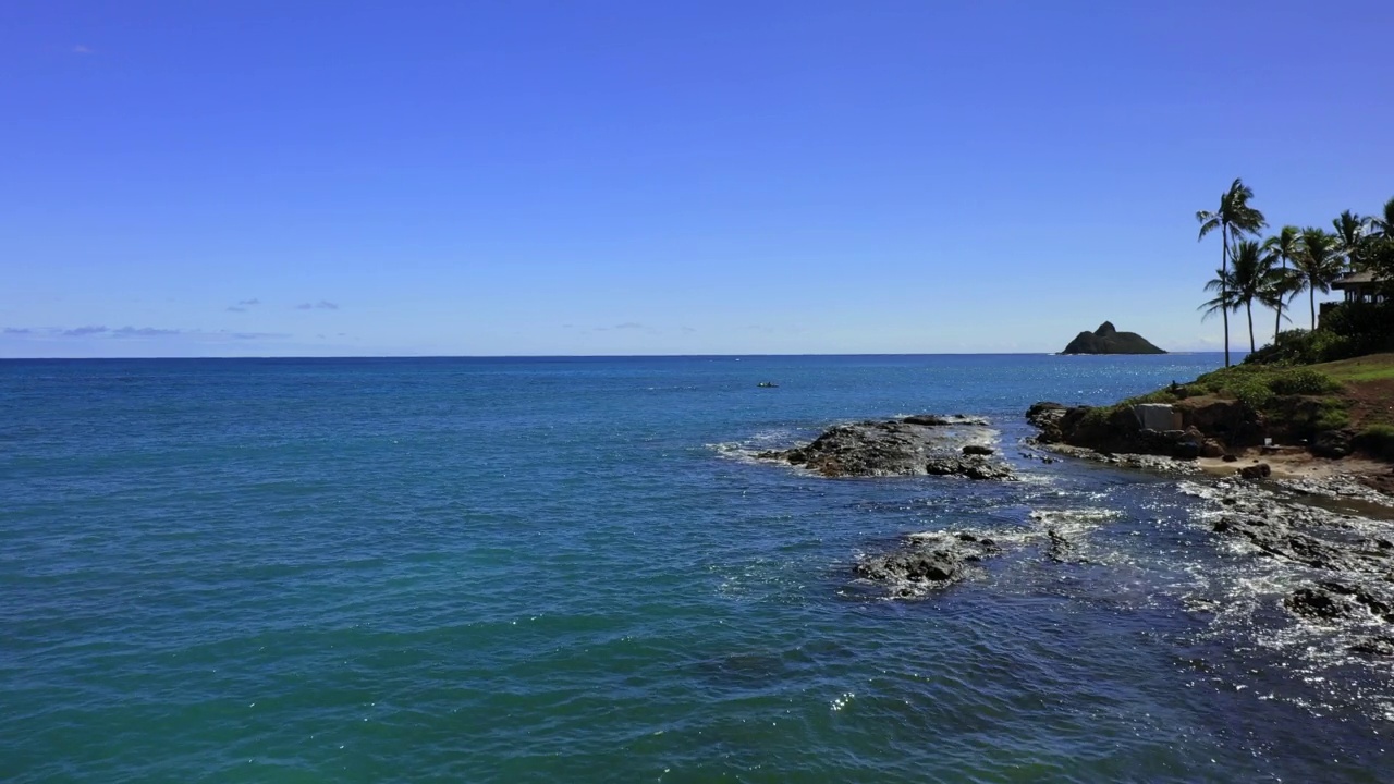 凯卢阿海滩公园岩石海岸夏威夷视频素材