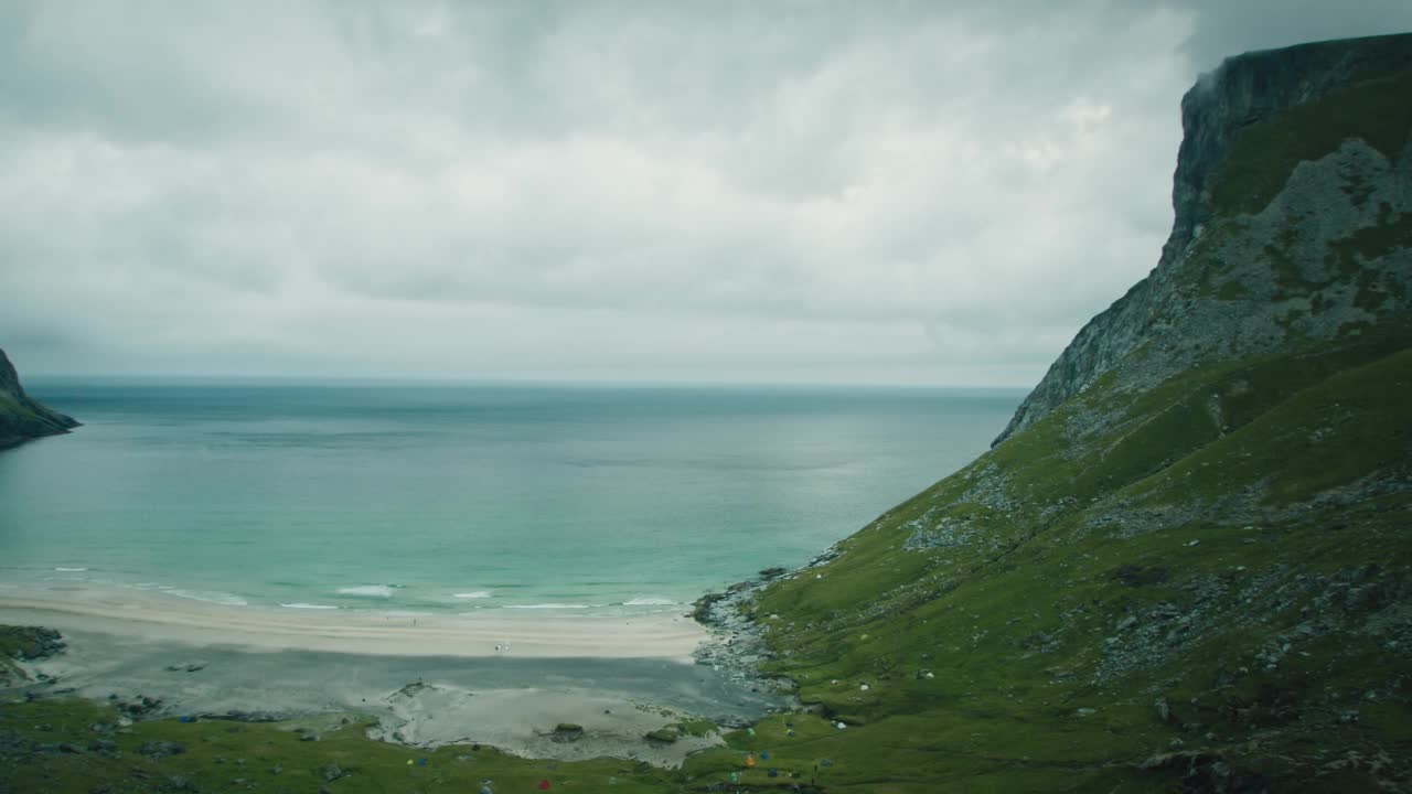 罗弗敦群岛克瓦尔维卡海滩的风景视频素材