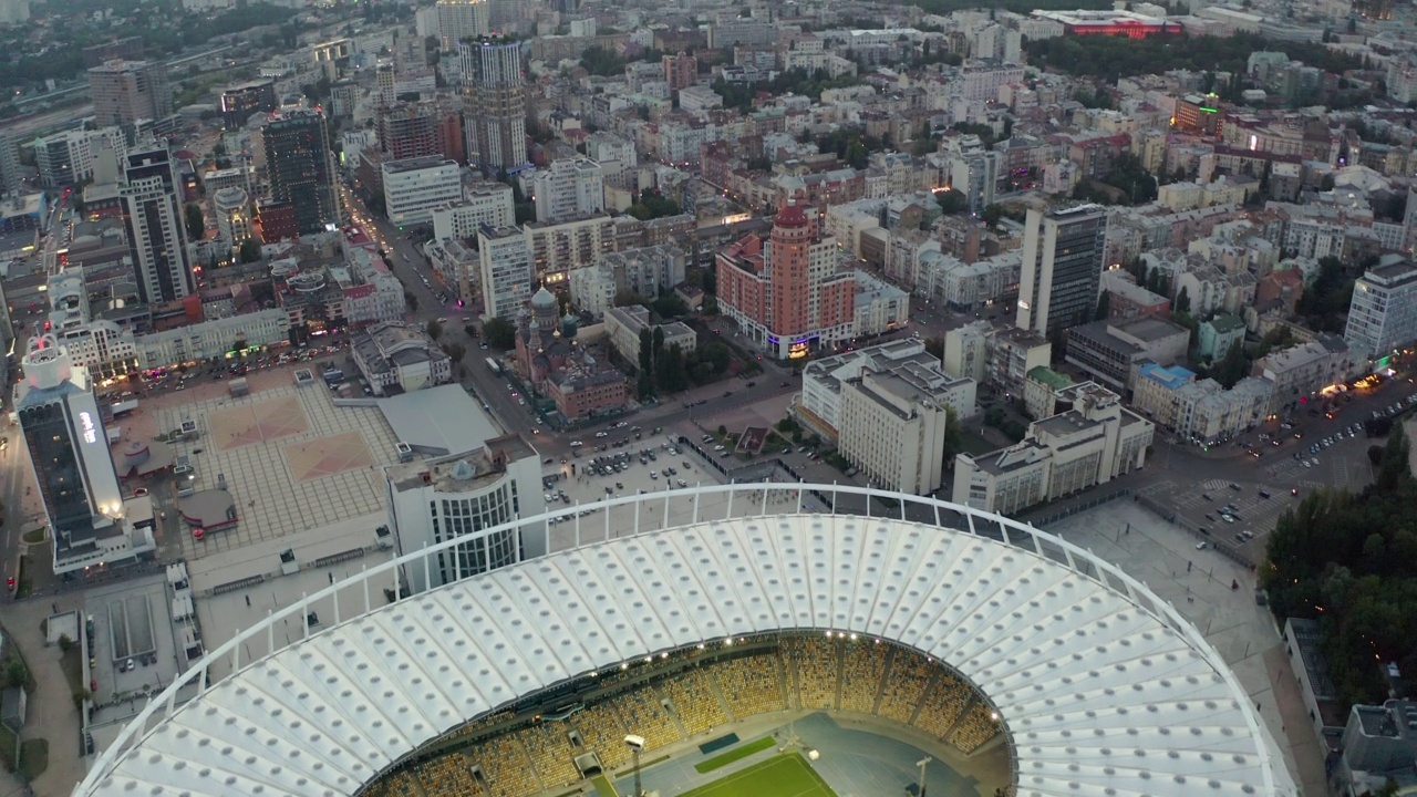 Panoramic aerial view of Kyiv Оlimpiyskiy Stadium Ukraine, 4k Footage视频素材