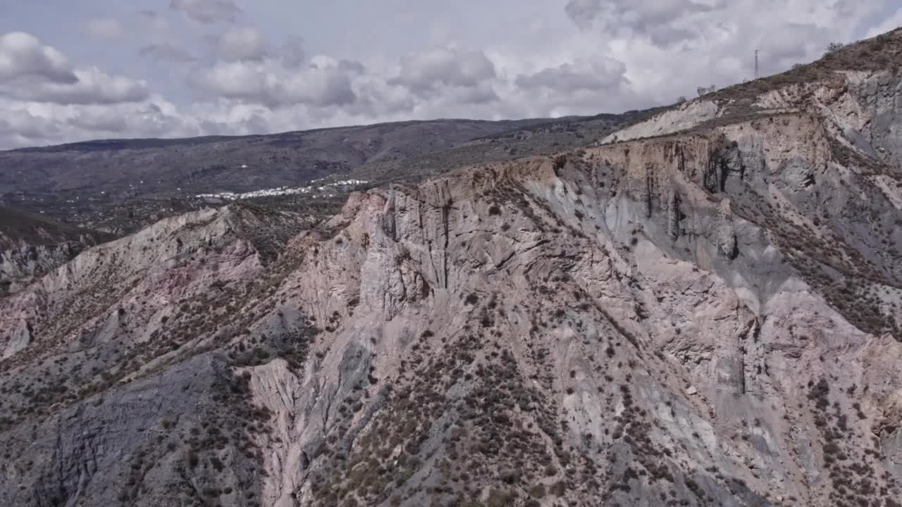 西班牙南部一个陡峭地区的航拍视频视频素材