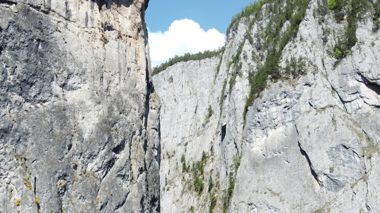 罗马尼亚比卡兹峡谷的风景视频素材