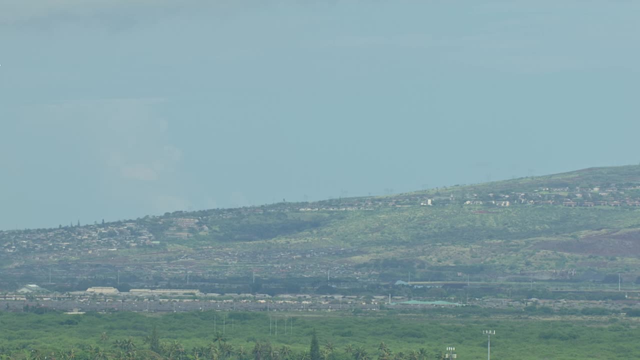 夏威夷航空公司波音717在夏威夷檀香山HNL降落视频素材