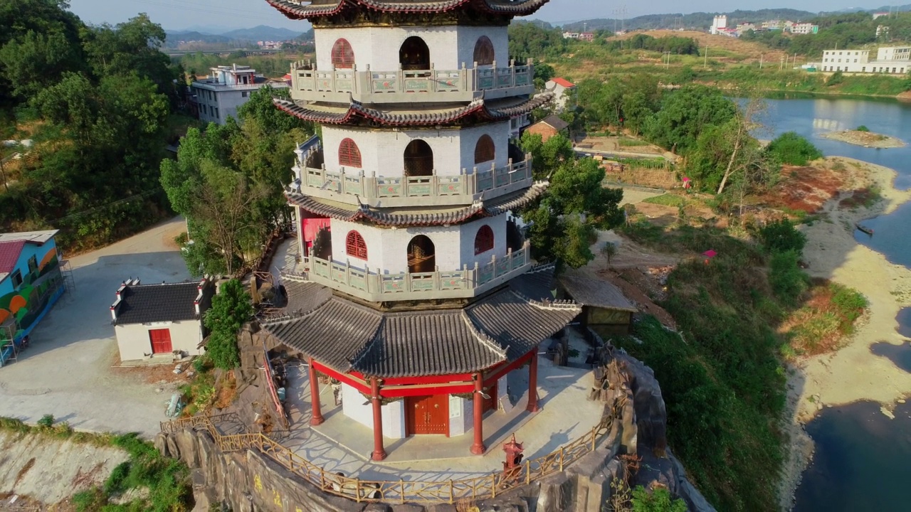 中国湖南乡村宝塔美景航拍视频素材