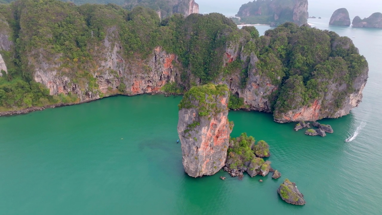 泰国甲米奥昂海滩的鸟瞰图视频素材