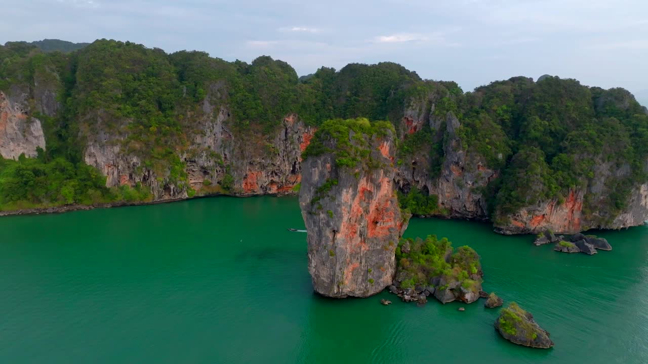 泰国甲米奥昂海滩的鸟瞰图视频素材