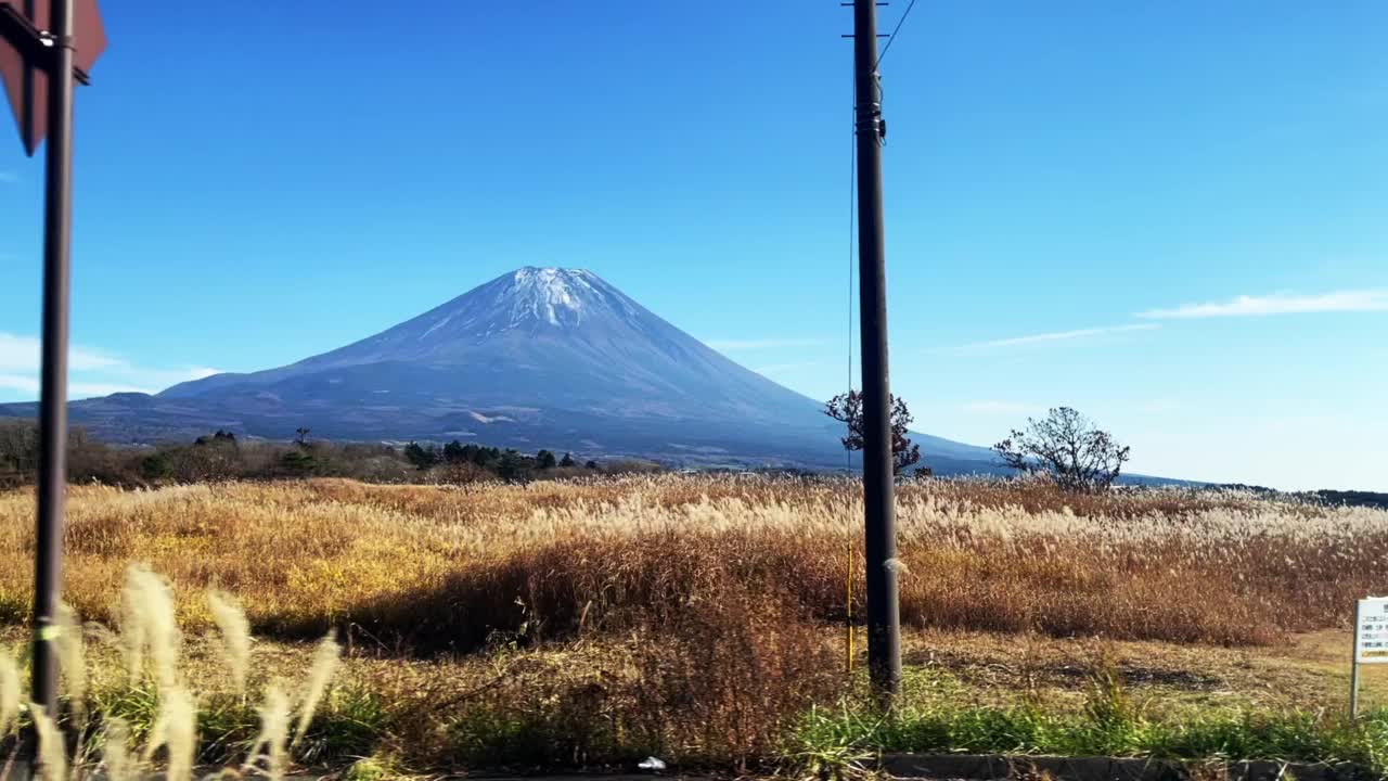 从汽车上看富士山视频下载