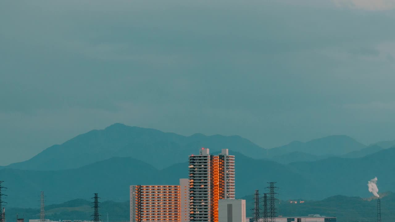 昏暗的夜景(山水)视频素材