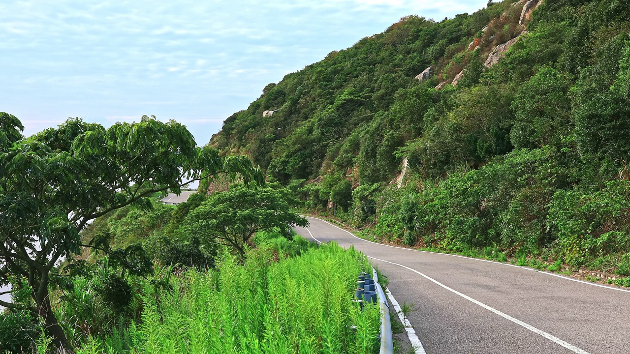 柏油路和山景视频素材