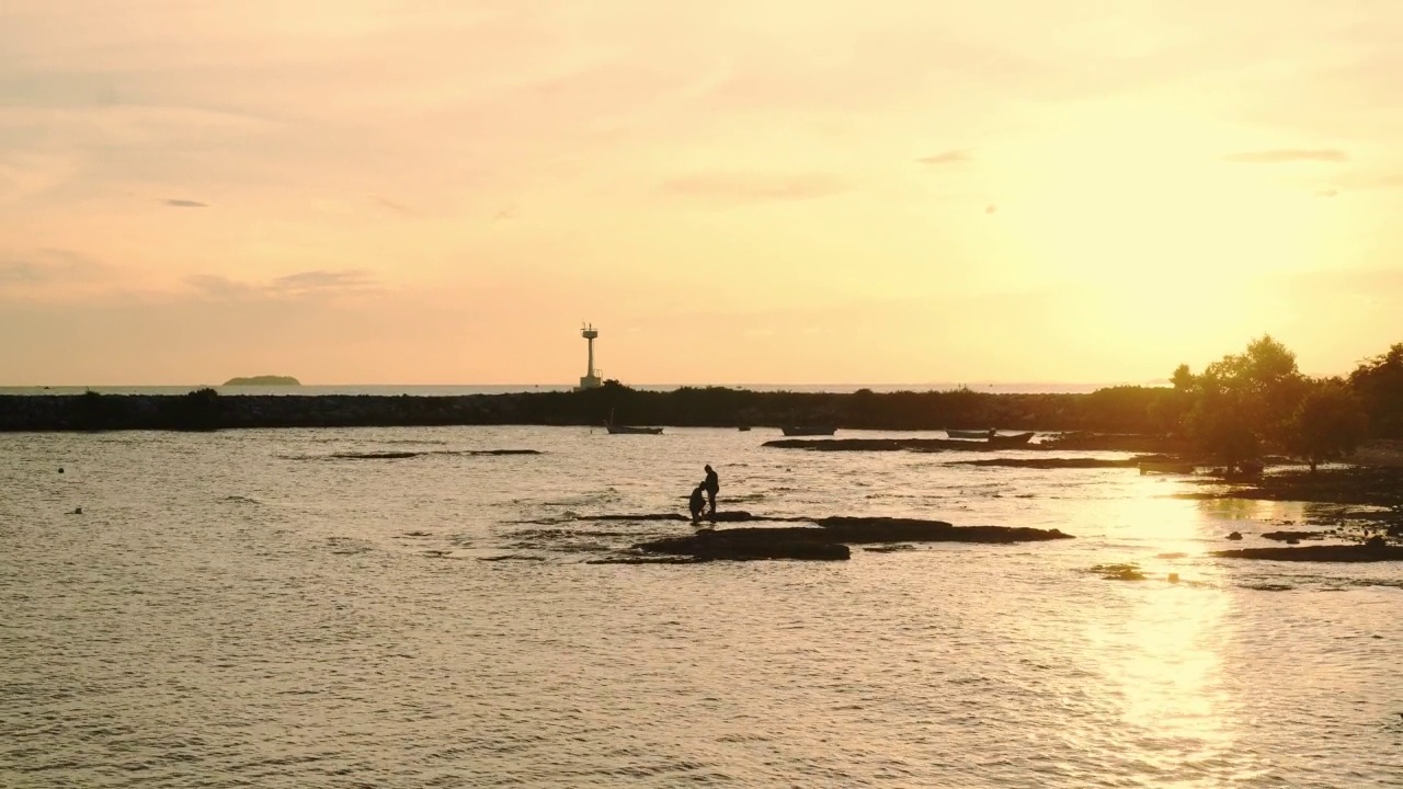 海天黄昏。视频素材