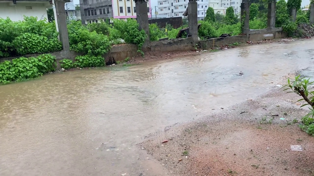 印度暴雨天气视频素材