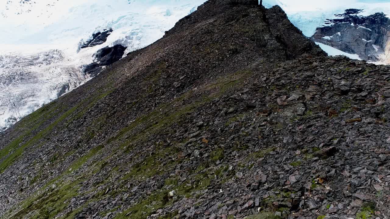 西藏自治区那曲地区的萨普雪山和冰川视频素材