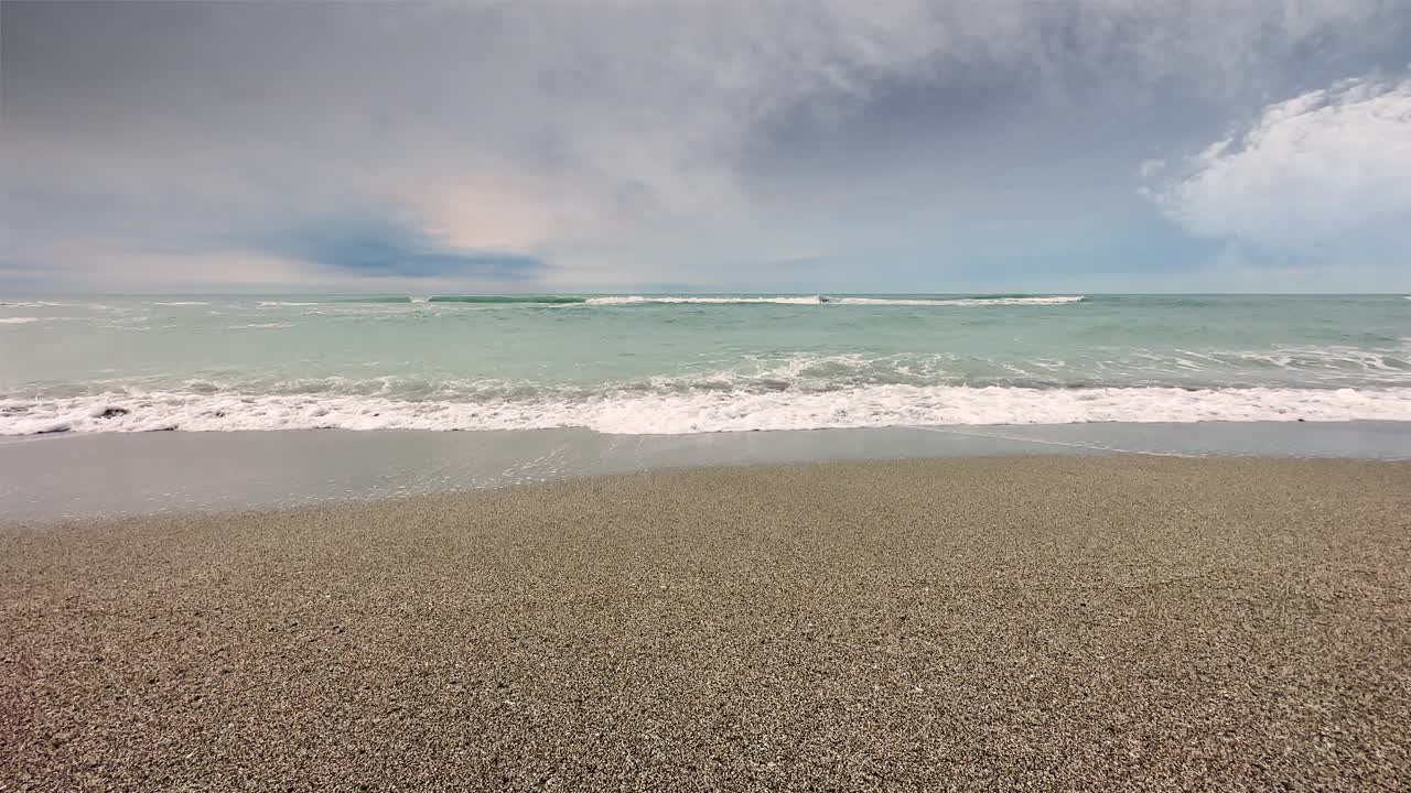 接近沙滩和海景视频素材