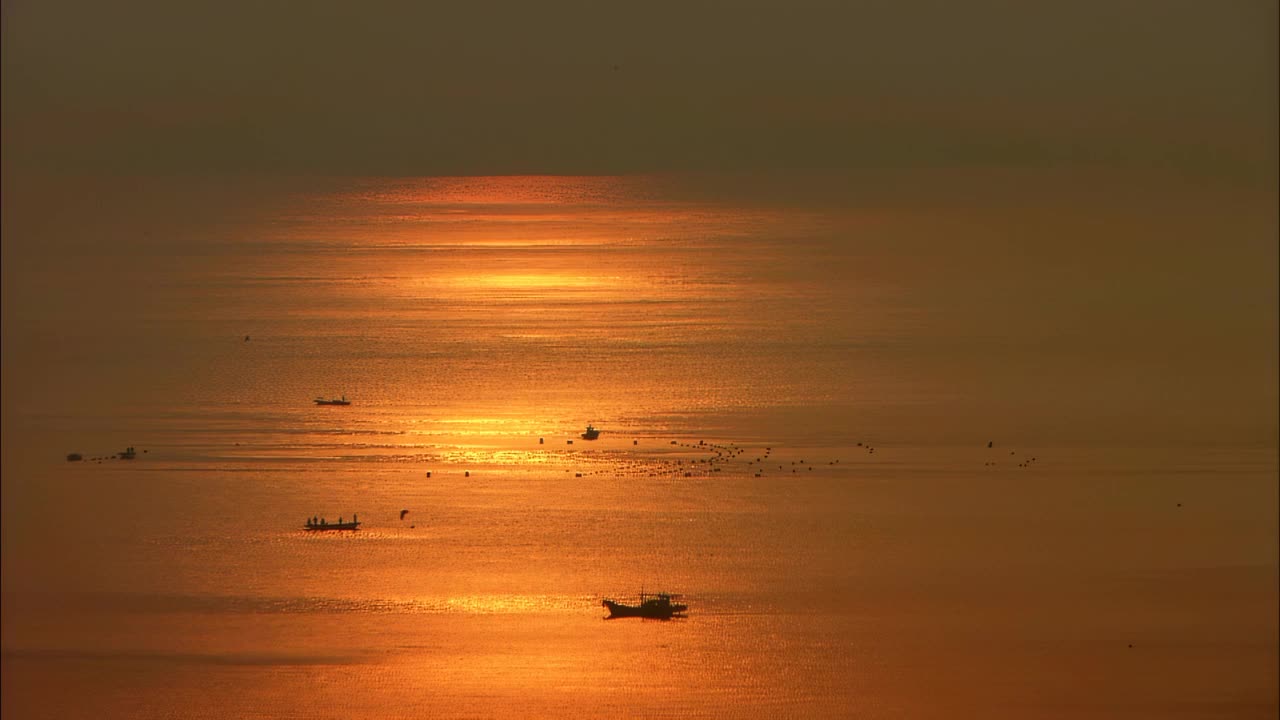 船和船日出的自然风景/韩国视频素材