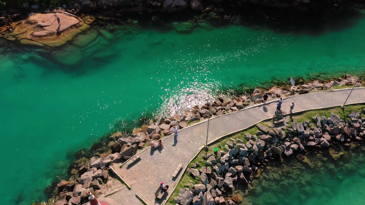 Aerial view of the lighthouse of Florianópolis island视频素材