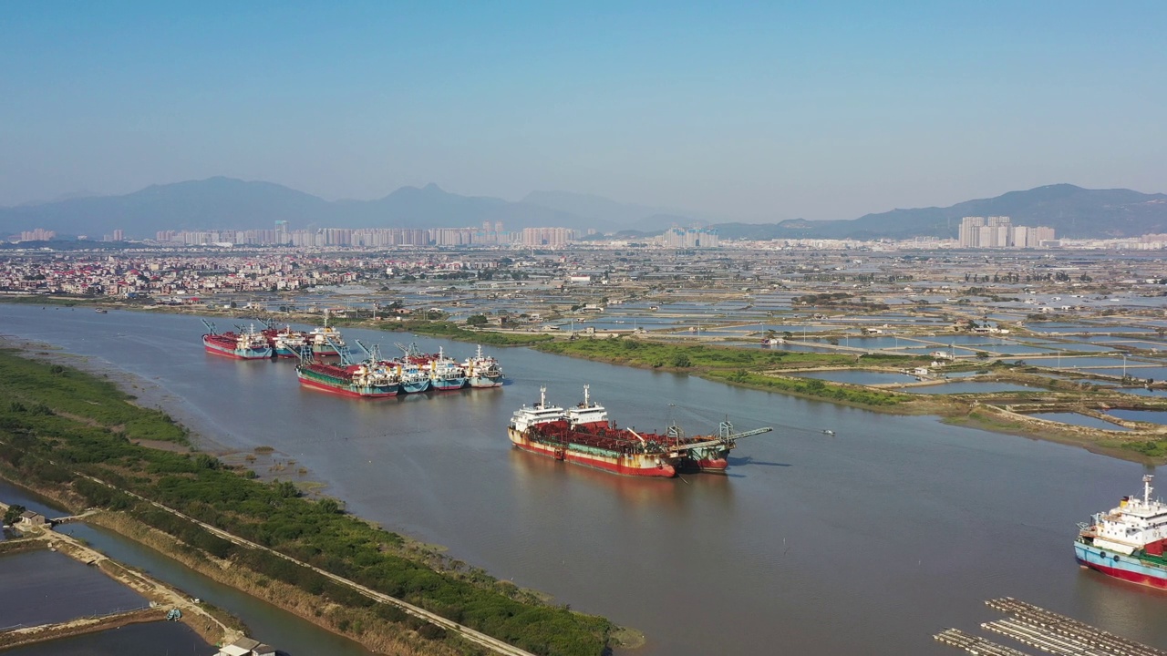 近海水产养殖场视频素材