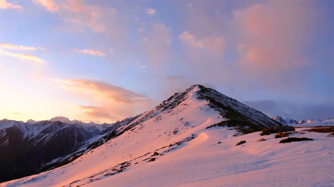 旭日峰冬山雪视频素材