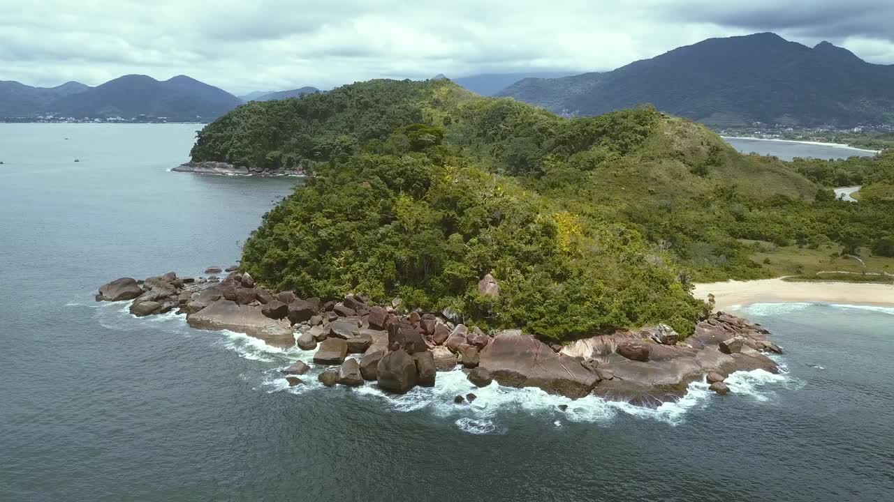 巴西的大西洋雨林和海洋视频素材