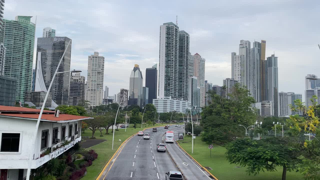 巴拿马城全景，业余手机，游客视频素材