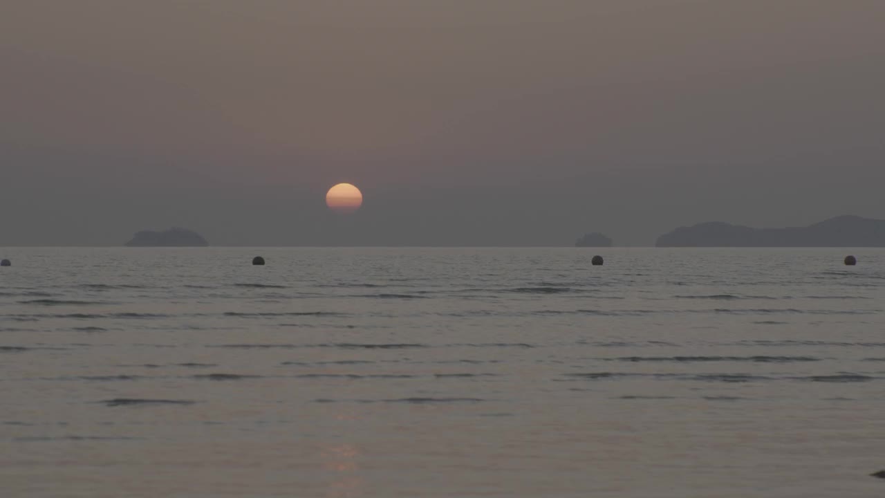 海边的日落和海浪/韩国视频素材