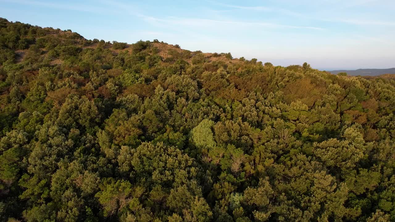 托斯卡纳，从佩拉托山眺望大海视频素材