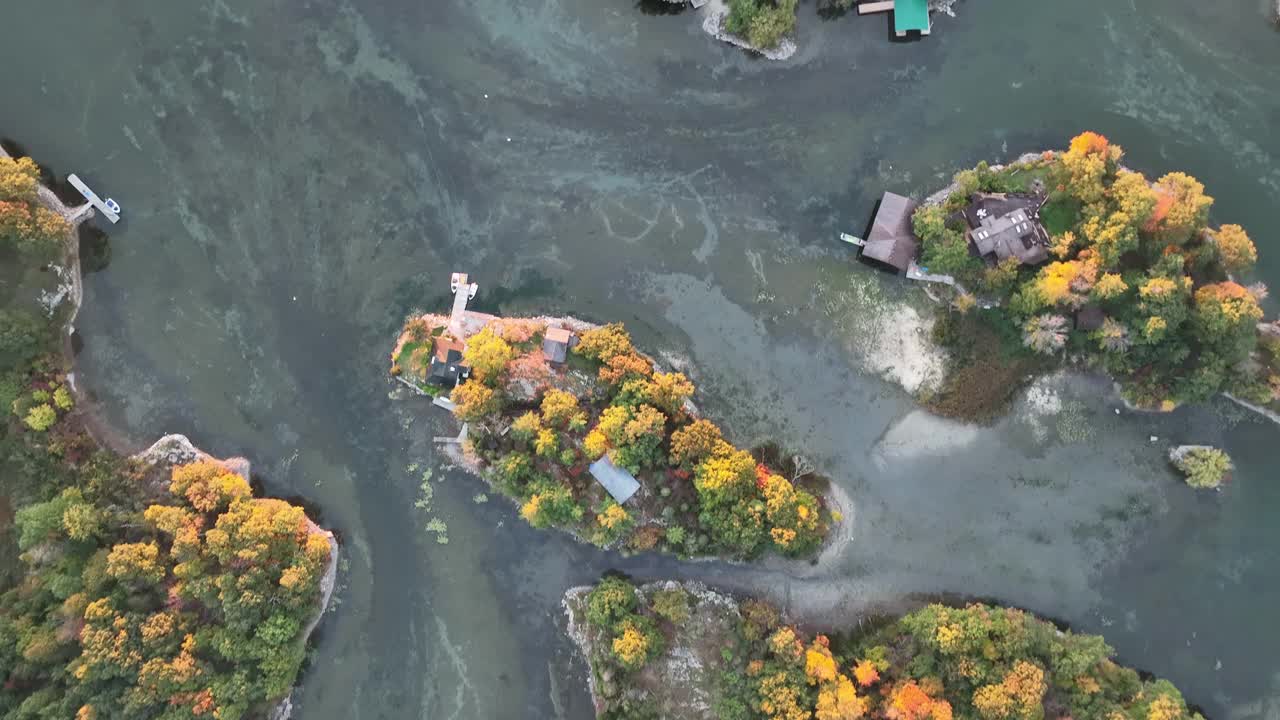 纽约州和加拿大安大略省千岛群岛上的日出视频素材