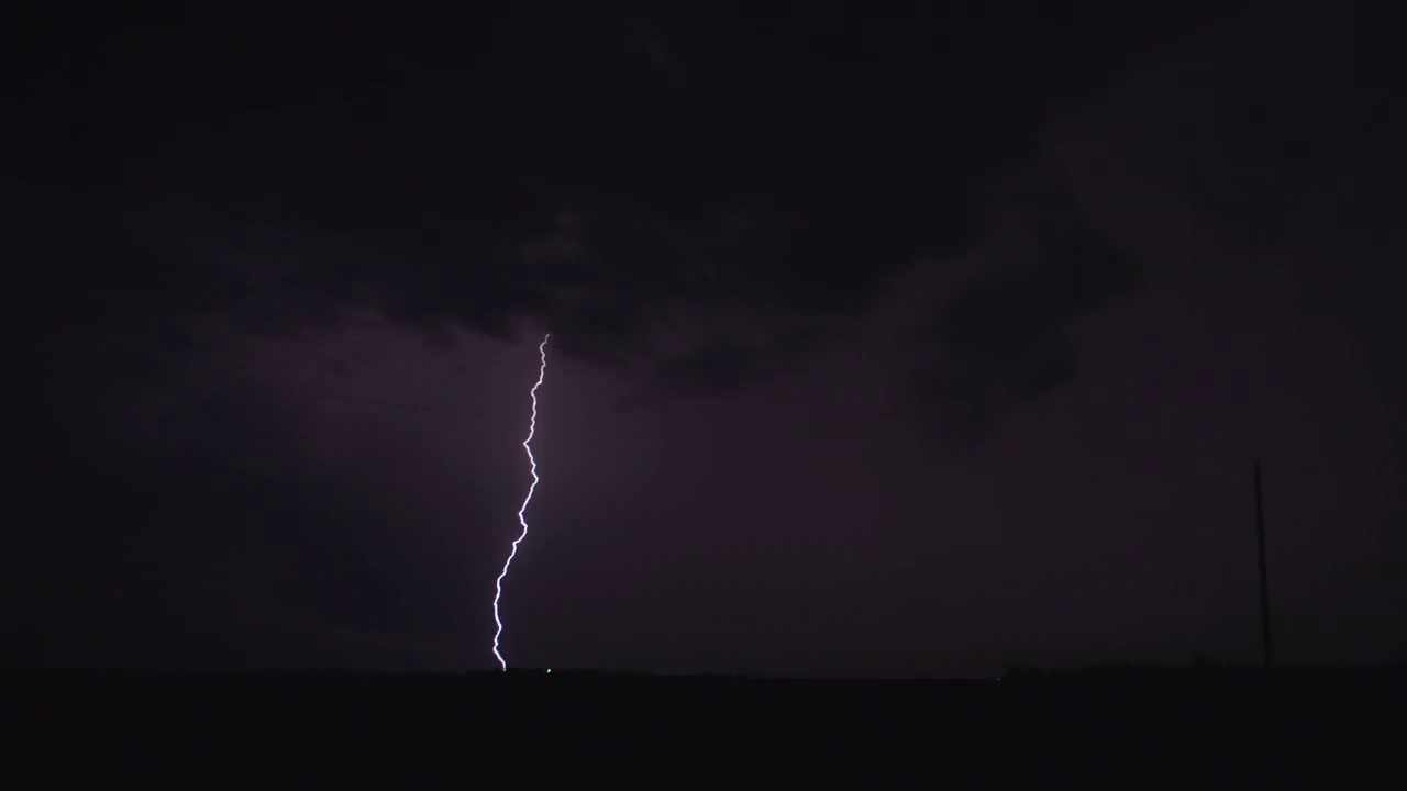 德克萨斯州乡村地区夜间发生多起雷击。高清,延时视频素材