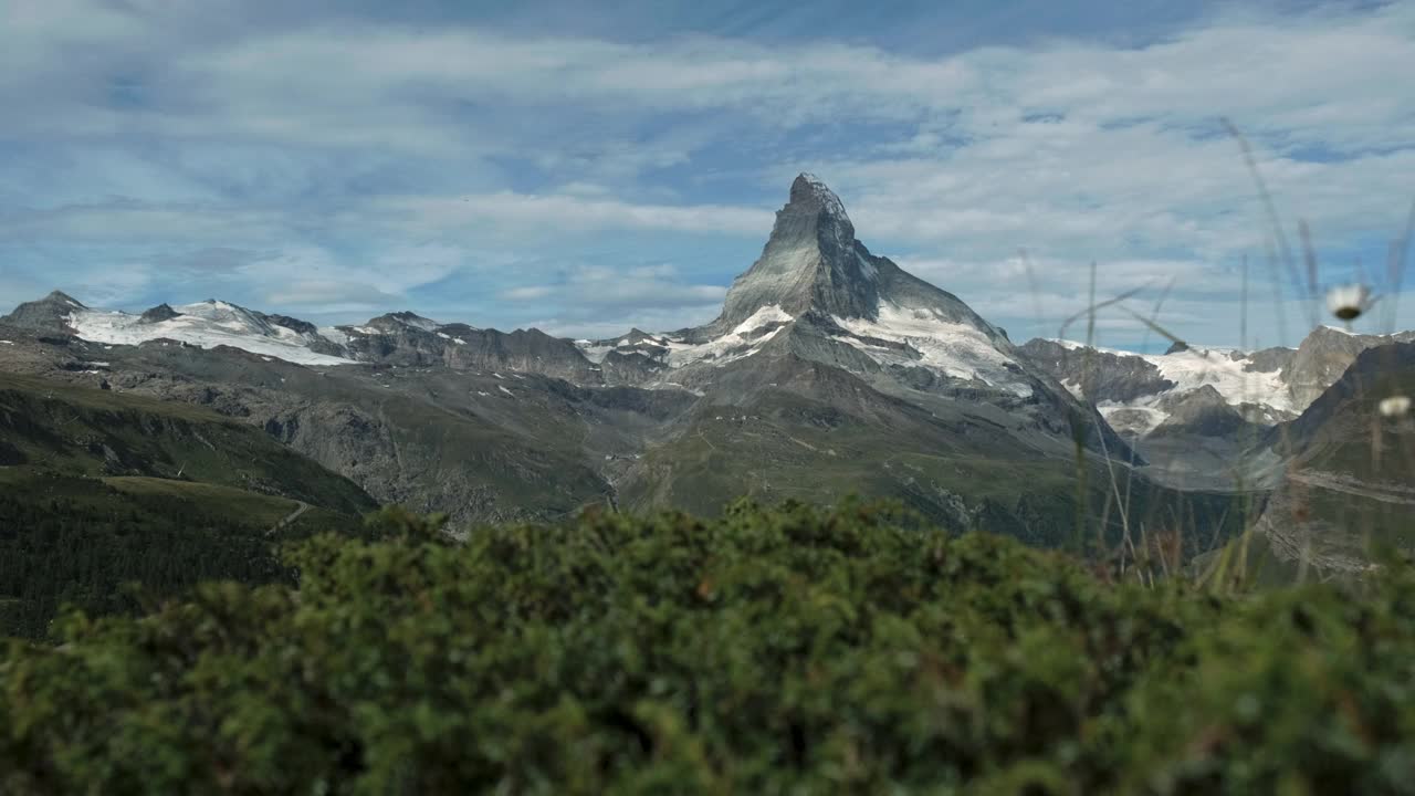 夏天的马特洪峰全景视频素材