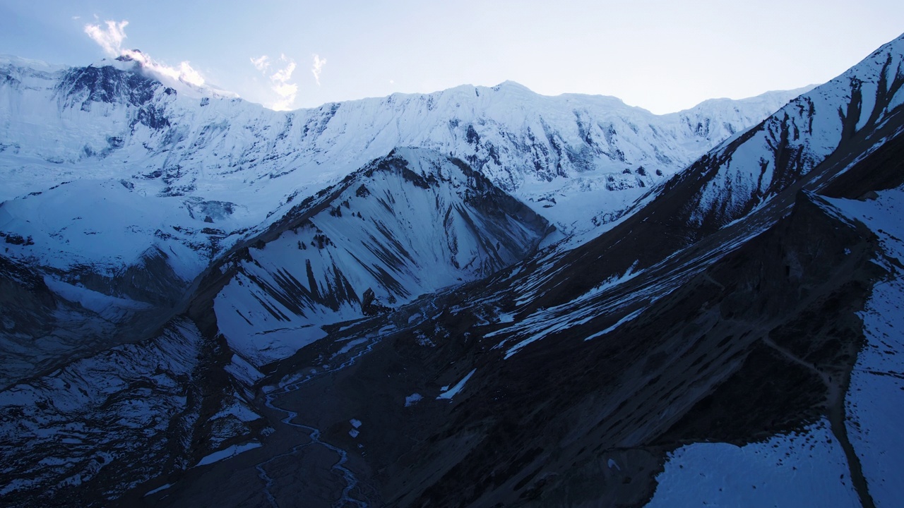 雪山风光。傍晚的喜马拉雅山视频素材