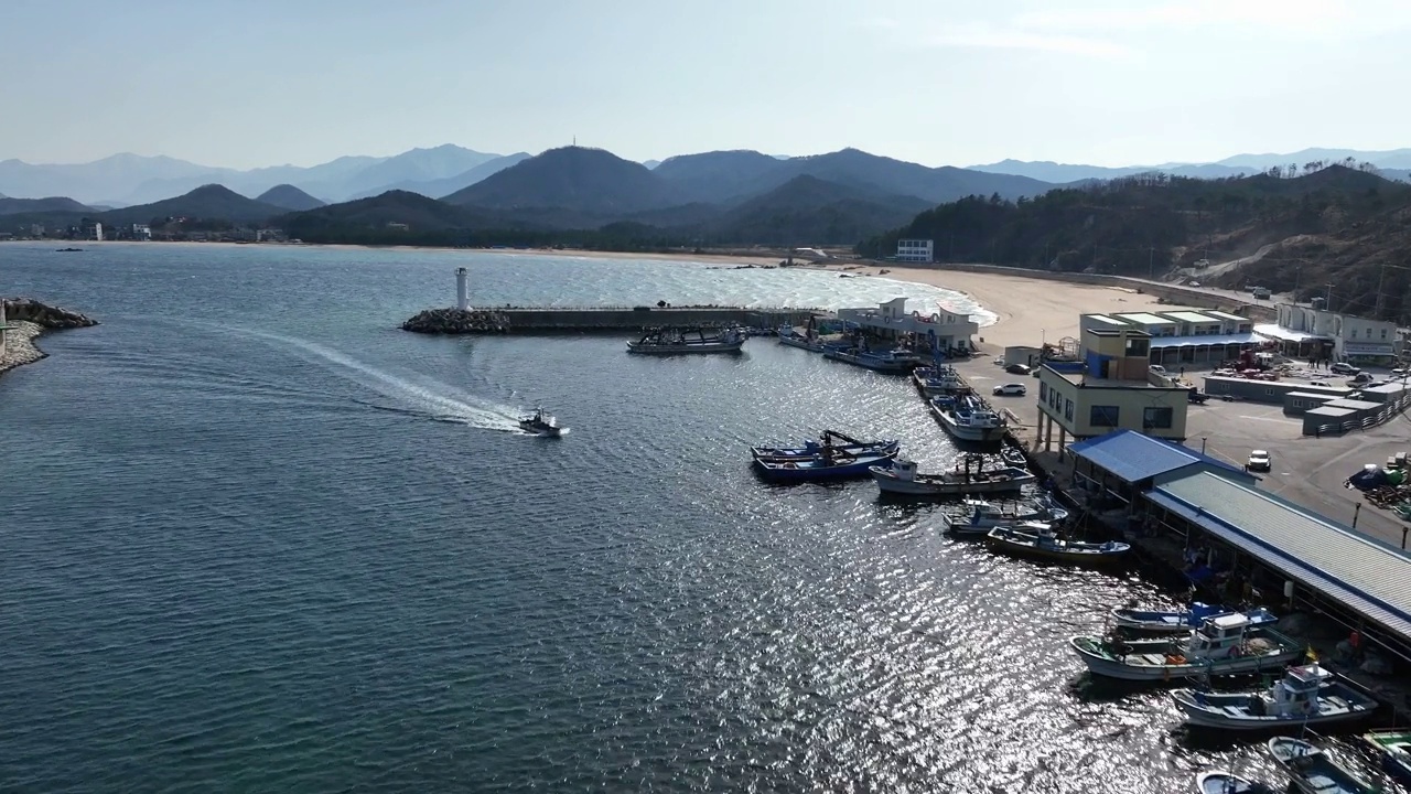 韩国江原道高城郡加津港海滩海景视频素材