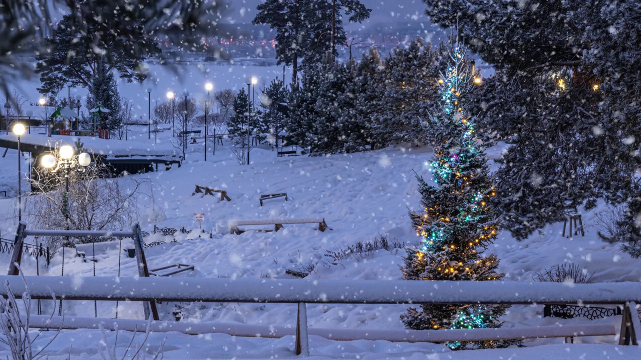 冬季景观与降雪，圣诞节冬季美丽的景观，cinemagraph，视频循环，美丽的软降雪视频素材